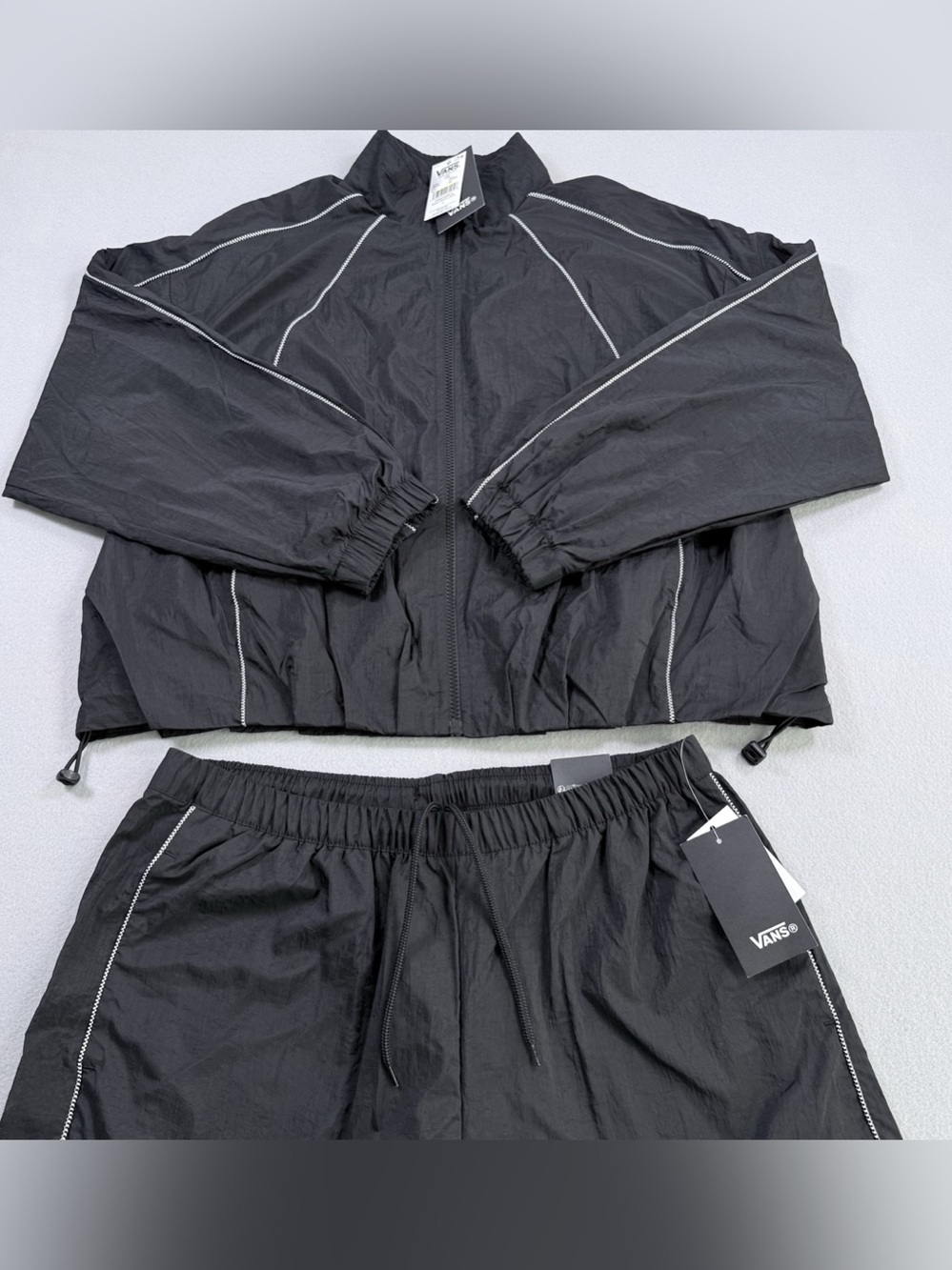 Vans Nylon Track Jacket and Track Pant Black Nylon Track Suit Size Large NWT
